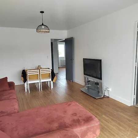 7 Avec Grande Piscine A 600 M De La Vakantiehuis